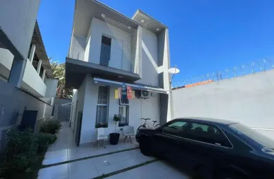 Casa em carapicuíba sp, 2 suítes, 2 vagas de garagem !!! financie ja !!!
