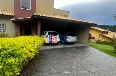 Chácara em condomínio residencial santa helena em santana de parnaíba/sp.