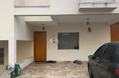 Linda  casa condominio bela vista em santana de parnaiba.