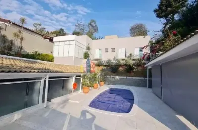 Excelente casa residencial com 03 suítes em condominio fechado em santana de parnaiba!