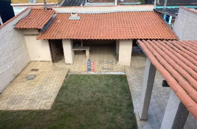 Excelente casa com quintal e área gourmet em santana de parnaíba sp.