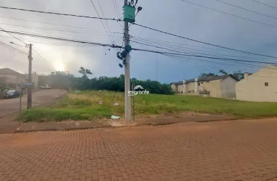 Terreno próprio para construção de geminados e sobrados