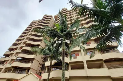 Apartamento lindamente mobiliado e decorado em frente ao colégio mauá