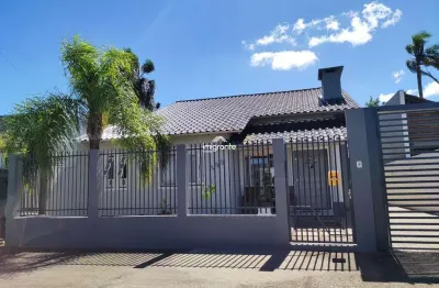 Casa com 3 quartos à venda na Rua Walter David, 190, João Alves, Santa Cruz do Sul