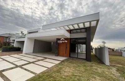 Casa com 3 quartos à venda no Country, Santa Cruz do Sul 