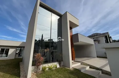 Ampla casa com 4 dormitórios no bairro santo inácio