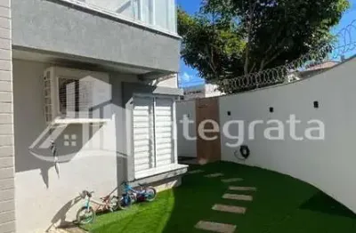 Casa com 3 dormitórios à venda, 200 m² por r$ 990.000,00 - jardim caldense - poços de caldas/mg