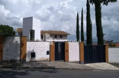 Casa com 3 dormitórios à venda, 329 m² por r$ 1.950.000,00 - jardim dos estados - poços de caldas/mg