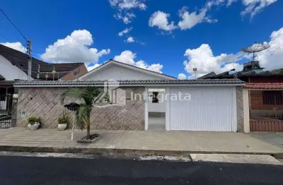 Casa com 2 dormitórios à venda, 160 m² por r$ 1.300.000 - joão pinheiro - poços de caldas/mg
