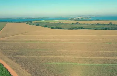 Fazenda na beira da represa, com 300 alqueires, plantando soja e milho, com aptidão para smart city, em sertaneja - pr