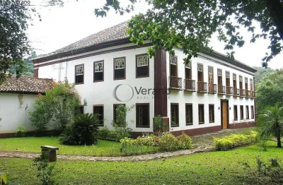 Fazenda centenária de 1840, restaurada, em bananal-sp