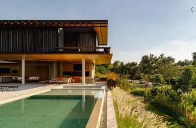 Casa de Alto Padrão 1.216 m² no Condomínio Quinta da Baroneza – Bragança Paulista