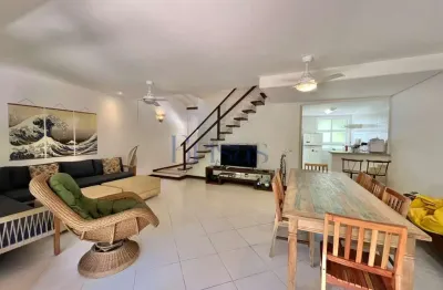 Casa em condomínio fechado com 4 quartos à venda na rua do zezito, camburi, são sebastião, 200 m2 por r$ 1.900.000