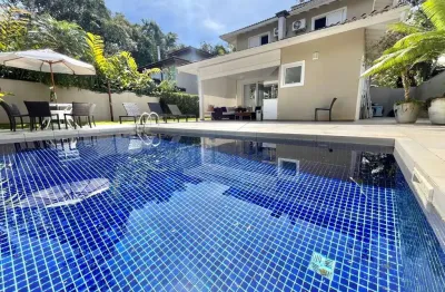Casa em condomínio fechado com 4 quartos para alugar na avenida deble luíza derani, 102, baleia, são sebastião por r$ 8.000 por dia