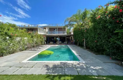 Casa em condomínio fechado com 4 quartos à venda no maresias, são sebastião  por r$ 11.500.000