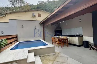 Casa em condomínio fechado com 4 quartos para alugar no camburi, são sebastião  por r$ 10.500