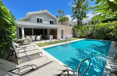 Casa em condomínio fechado com 5 quartos para alugar na avenida deble luíza derani, 456, baleia, são sebastião por r$ 8.000 por dia