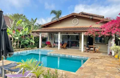 Casa com 4 quartos à venda na rua das rosas, 500, camburi, são sebastião por r$ 2.400.000