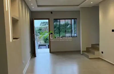 Sobrado para venda em ponta grossa, uvaranas, 3 dormitórios, 1 suíte, 2 banheiros, 2 vagas