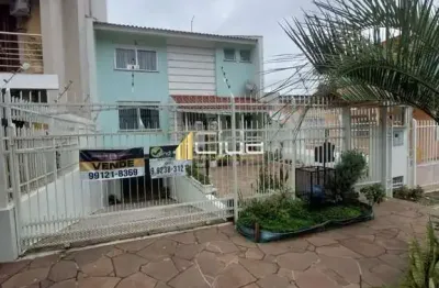 Casa com 3 quartos à venda na Rua Irmã Rosalia, Nossa Senhora Medianeira, Santa Maria