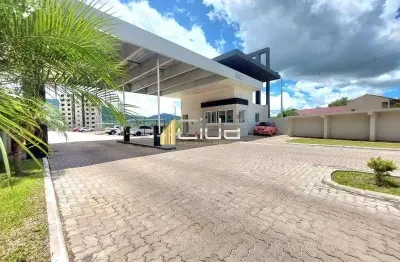 Apartamento com 2 quartos para alugar na Avenida João Machado Soares, Camobi, Santa Maria