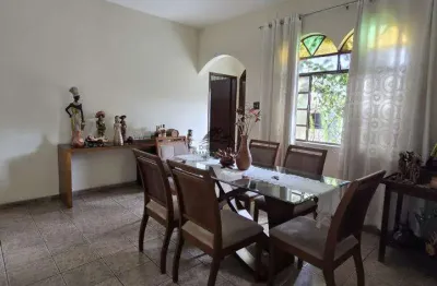 Excelente casa à venda, 3 quartos, 6 vagas, ingá baixo - betim