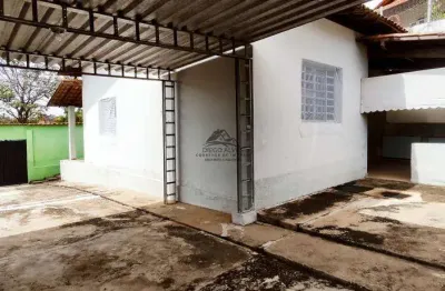 Excelente casa em lote de 393m² com 2 quartos 6 vagas garagem, filadélfia, betim