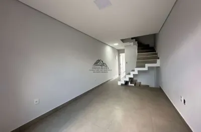 Triplex a venda com 138m², 3 suites amplas, 2 vagas, jardim casa branca-betim