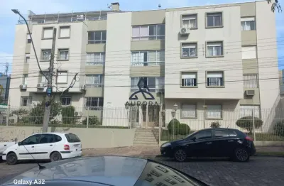 Cobertura duplex semimobiliada no centro de caxias do sul