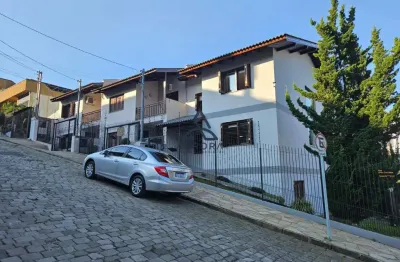 Oportunidade: casa três pavimentos em de lazzer, caxias do sul