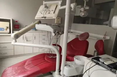 Oportunidade: Sala Mobiliada e Equipada no Centro! 2 salas para dentista