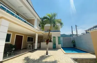 Casa com 308 metros², 3 quartos, piscina e churrasqueira em guarujá - sp