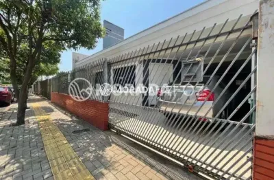 Casa semimobiliada, com 04 quartos à venda no conjunto libra - 0013