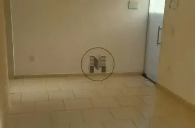 Casa com 2 quartos para alugar no Centro, Potim 