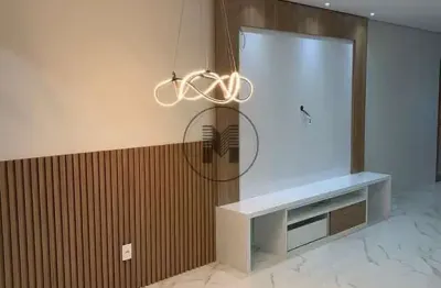 Lindíssimo apartamento que pode ser seu. todo planejado e com uma belíssima vista da cidade e das m