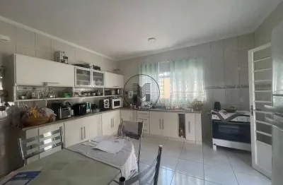 Casa com 3 quartos à venda no Jardim Bela Vista, Guaratinguetá 