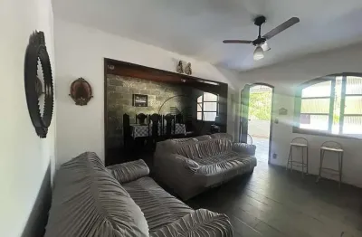 Casa com 3 dormitórios e ponto comercial à venda, por r$ 430.000 - parque são francisco - guarating