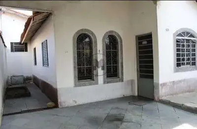 Casa com 2 quartos à venda na Vila dos Comerciários I, Guaratinguetá 