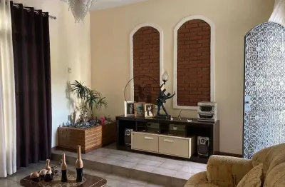 Casa com 4 dormitórios à venda por r$ 360.000 - pedreira - guaratinguetá/sp
