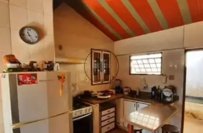 Excelente imóvel próximo a dutra com muito conforto em lorena!!!