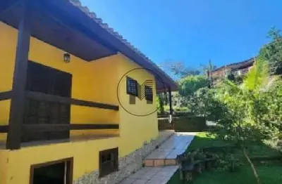 Casa em condomínio fechado com 4 quartos à venda no Penedo, Itatiaia 