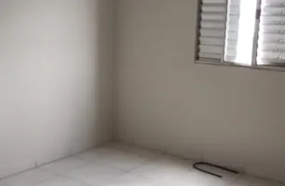 Casa com 03 dormitórios para locação – jardim santa inês ii - zona leste de sjc