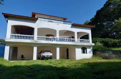 Sítio Escriturado com 24000m2 - Excelente localização - 1km do Asfalto