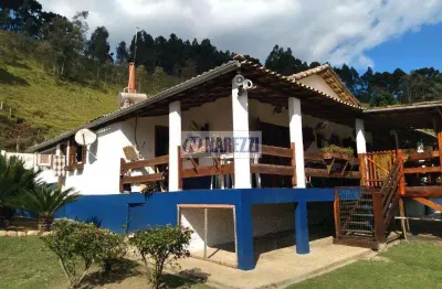 Lindo Sítio em Marmelópolis – Vista Deslumbrante para as Montanhas