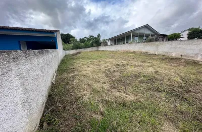 Lote 12x30 todo murado no bairro queimados 2, plano, meio de quadra