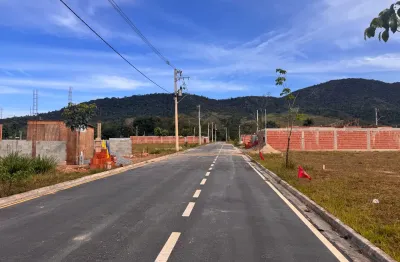 Lotes com infraestrutura a partir de 250m2 a poucos minutos de centro de paraty - opção de parcelamento