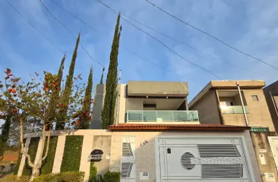 Casa no bairro jardim vitória em caucaia do alto com 4 dormitórios sendo 1 suíte, sala ampla, cozinha planejada em um bairro tranquilo