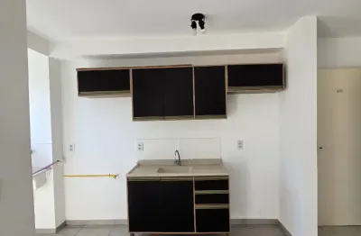 Apto a venda a 150 metros da raposo tavares no km 39, com elevador e vaga coberta, face sol.