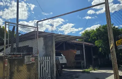 Casa térrea em madeira, próximo a fernando nobre e  raposo tavares altura do km 30