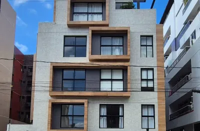 Flat mobiliado alto padrão! localizado à 80m da praia do cabo branco
